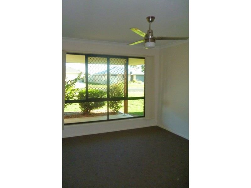 14 Luscombe, Chinchilla QLD 4413