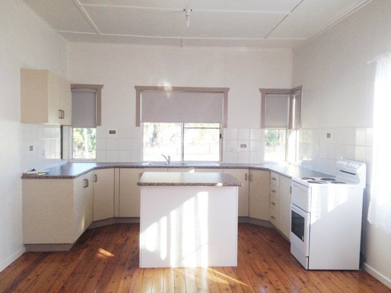 50 Wambo Street, Chinchilla QLD 4413