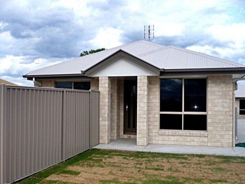 1/27 Price Street, Chinchilla QLD 4413