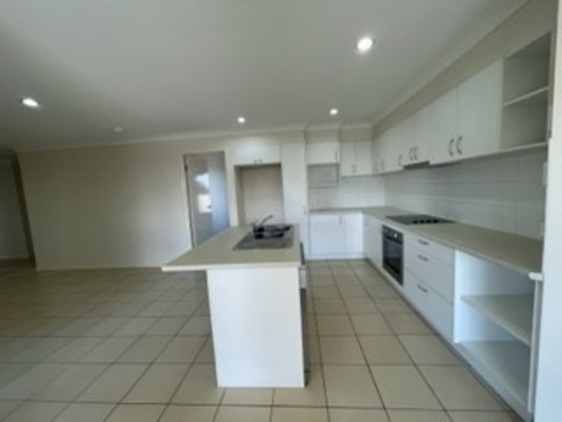 2 Hurse Street, Chinchilla QLD 4413