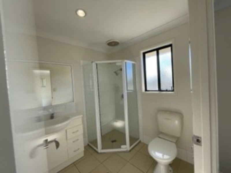 2 Hurse Street, Chinchilla QLD 4413