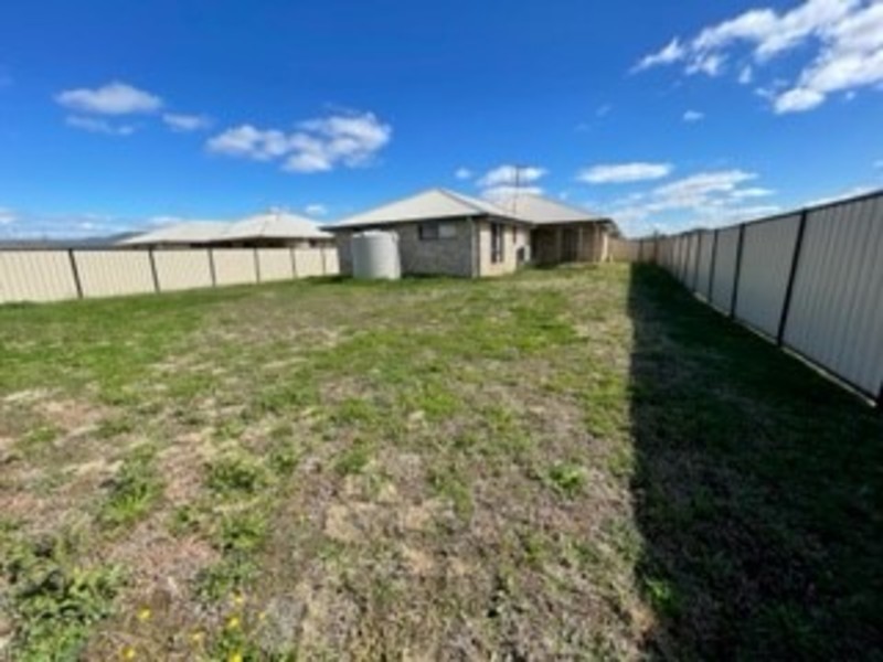 2 Hurse Street, Chinchilla QLD 4413