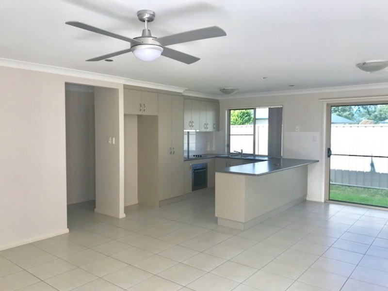 Unit 3/27 Price Street, Chinchilla QLD 4413
