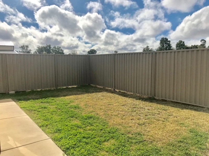 Unit 3/27 Price Street, Chinchilla QLD 4413