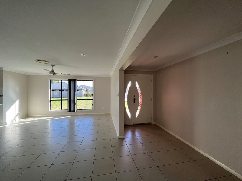 11 Lewis Street, Chinchilla QLD 4413