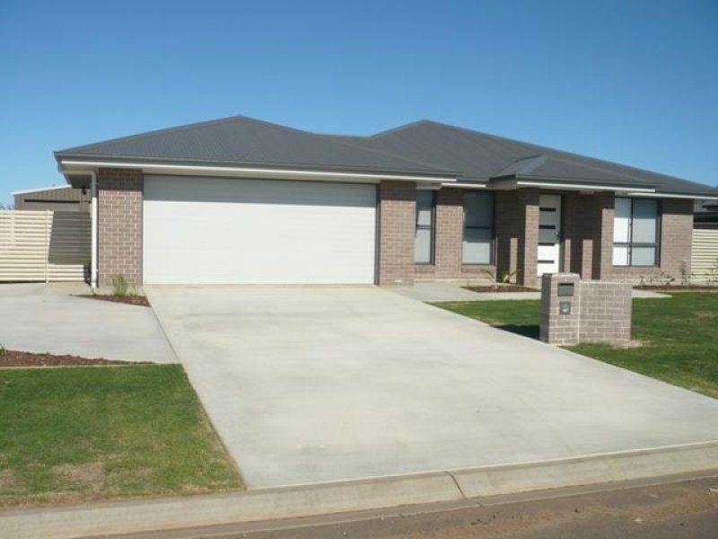 4 Mckenzie Street, Chinchilla QLD 4413