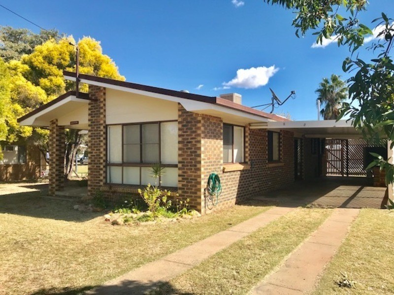 16 Mann Street, Chinchilla QLD 4413