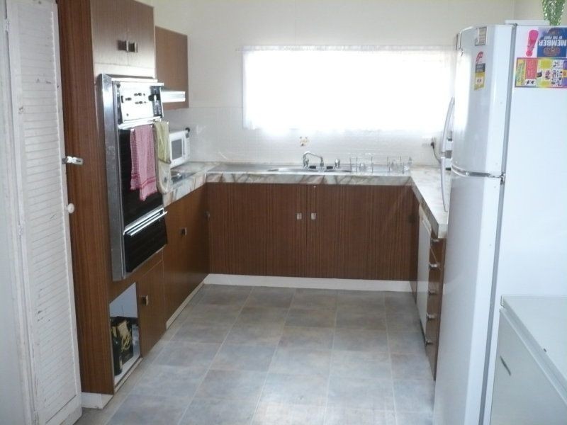 32 Windmill Road, Chinchilla QLD 4413