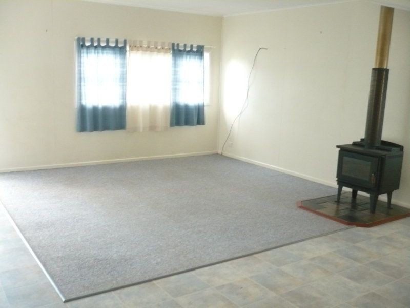 32 Windmill Road, Chinchilla QLD 4413