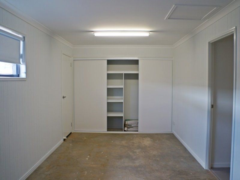 Unit 2/2 Olive Street, Chinchilla QLD 4413