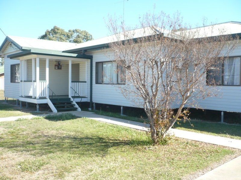 15 Heeney Street, Chinchilla QLD 4413
