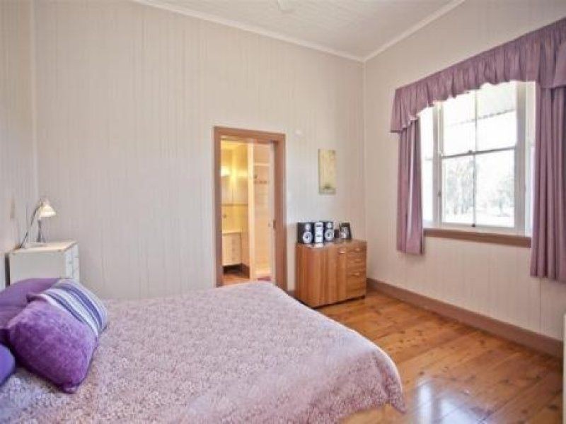 183 Burnt Bridge Road, Chinchilla QLD 4413