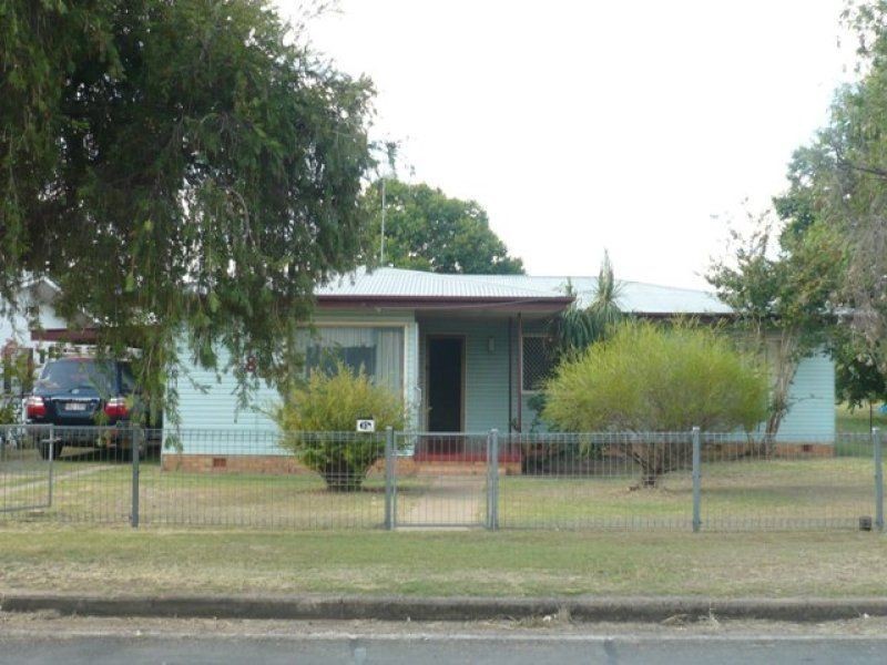 83 Hypatia Street, Chinchilla QLD 4413