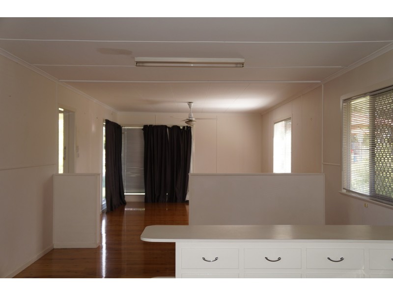 83 Hypatia Street, Chinchilla QLD 4413