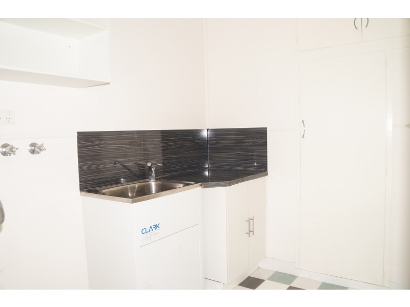 83 Hypatia Street, Chinchilla QLD 4413