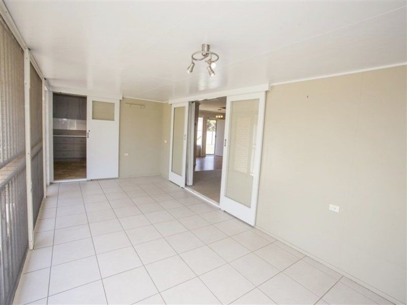 8 Burbank, Chinchilla QLD 4413