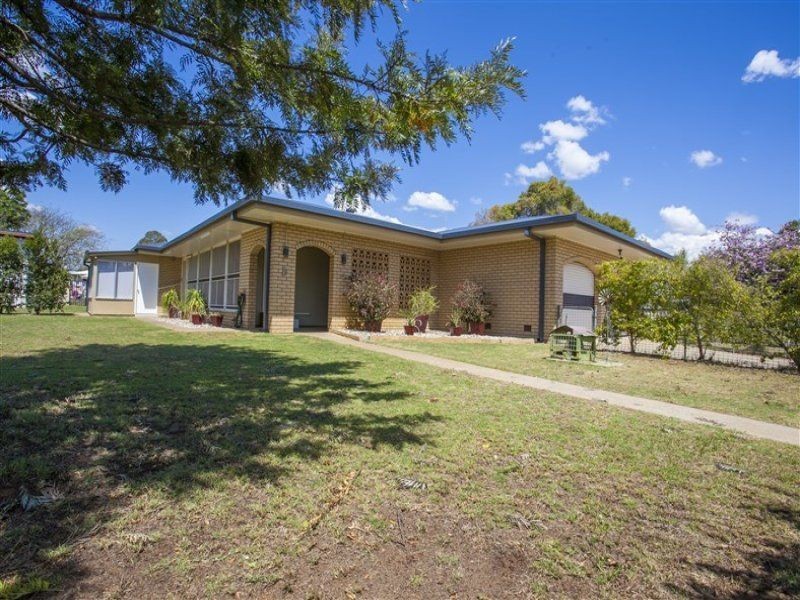 8 Burbank, Chinchilla QLD 4413