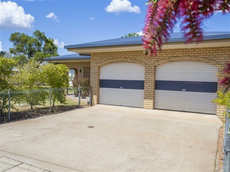 8 Burbank, Chinchilla QLD 4413