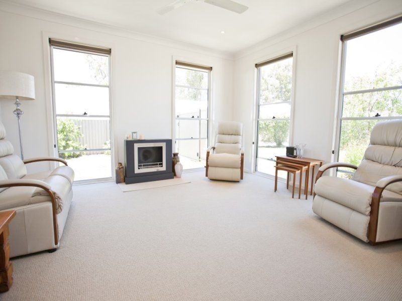 45 Sommerfeld Crescent, Chinchilla QLD 4413