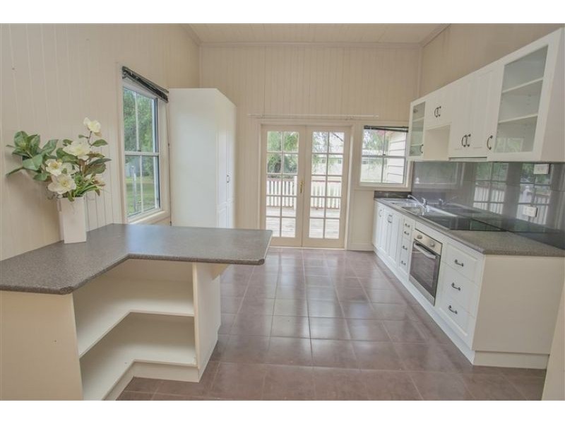 77 Boyd Street, Chinchilla QLD 4413