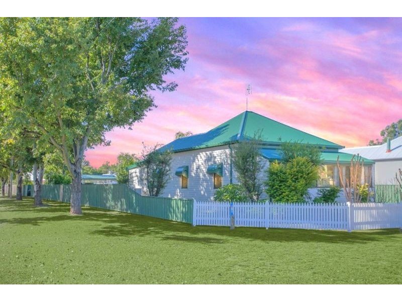 83 Boyd Street, Chinchilla QLD 4413