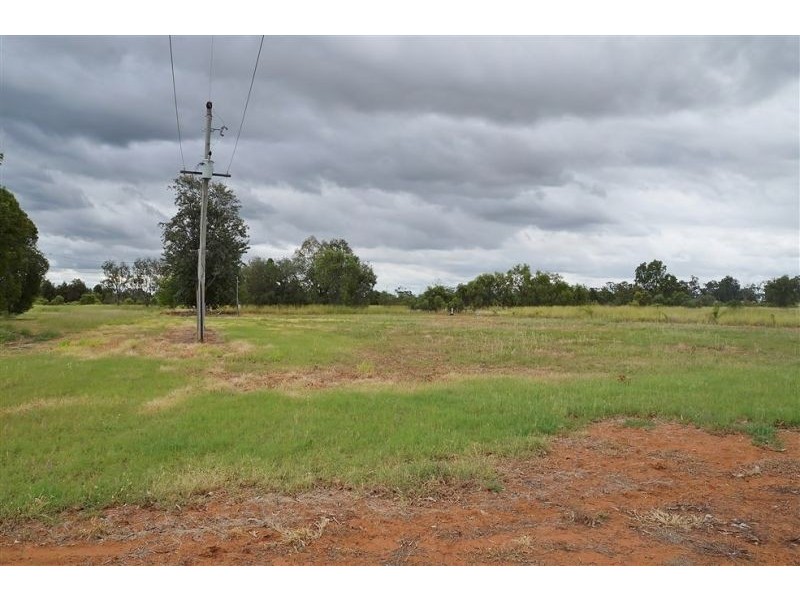 No.32 Hunter Road, Chinchilla QLD 4413