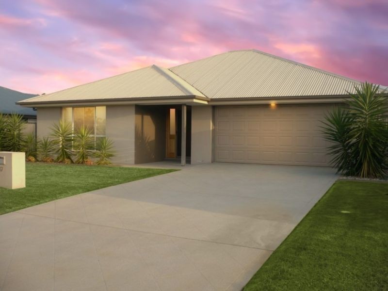 17 Keating Street, Chinchilla QLD 4413