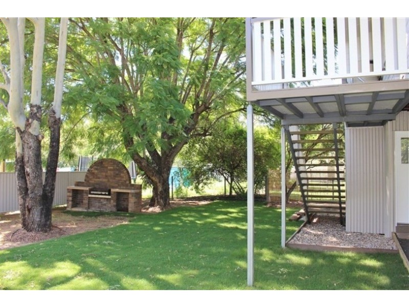 31 Davis Street, Chinchilla QLD 4413