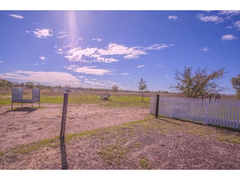 248 Dawson Gate Road, Chinchilla QLD 4413