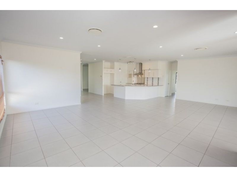 12 Sommerfeld Crescent, Chinchilla QLD 4413