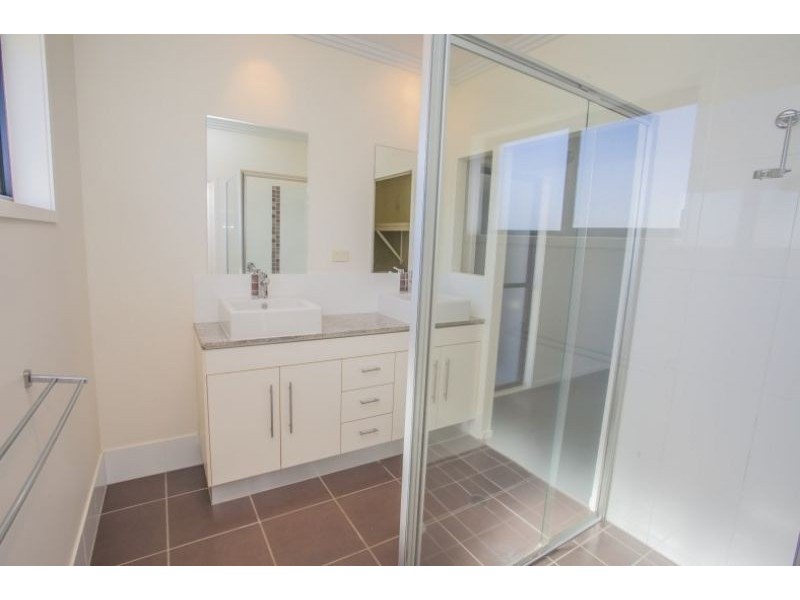 12 Sommerfeld Crescent, Chinchilla QLD 4413