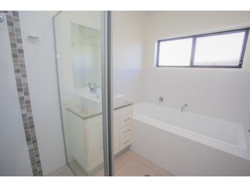 12 Sommerfeld Crescent, Chinchilla QLD 4413