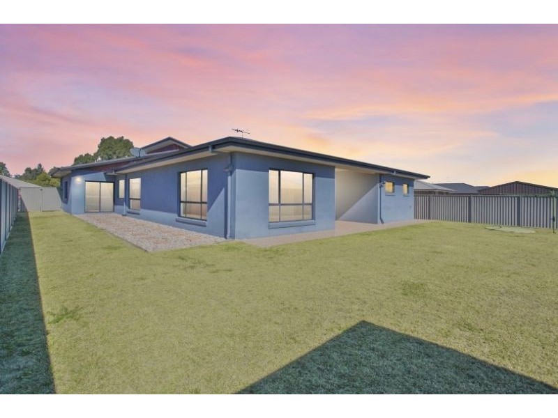12 Sommerfeld Crescent, Chinchilla QLD 4413