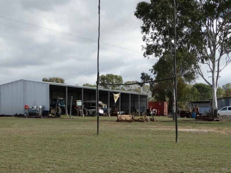 200 ACRES 2288 Burra Burri Creek Road, Chinchilla QLD 4413