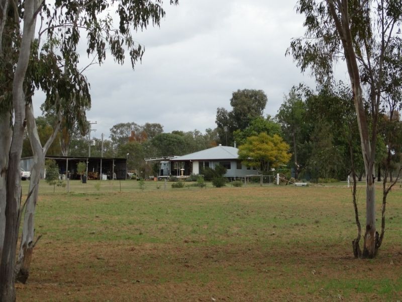 200 ACRES 2288 Burra Burri Creek Road, Chinchilla QLD 4413