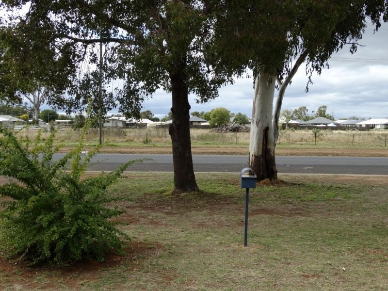 52 Windmill Road, Chinchilla QLD 4413