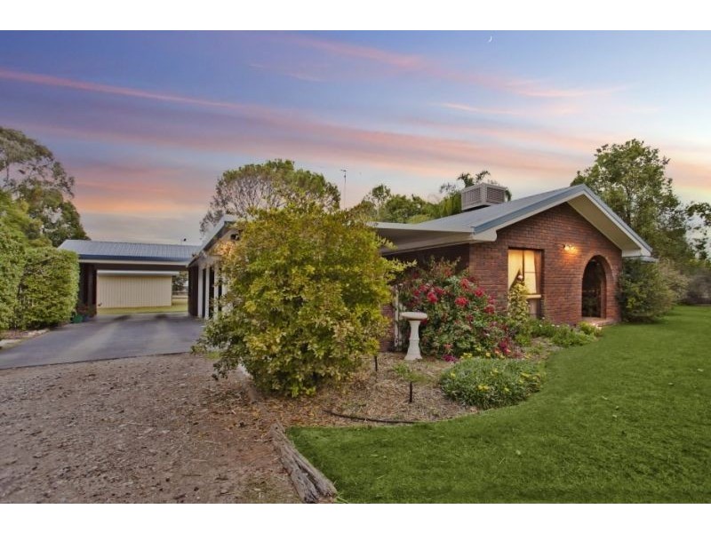 72 Oak Street, Chinchilla QLD 4413