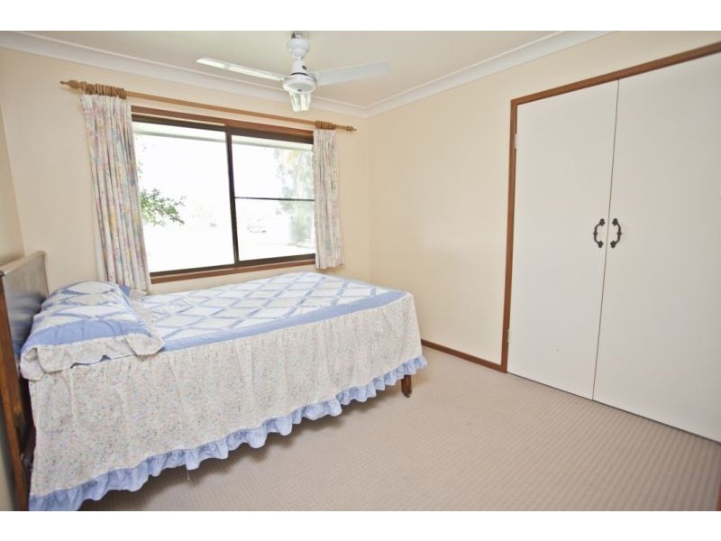 72 Oak Street, Chinchilla QLD 4413