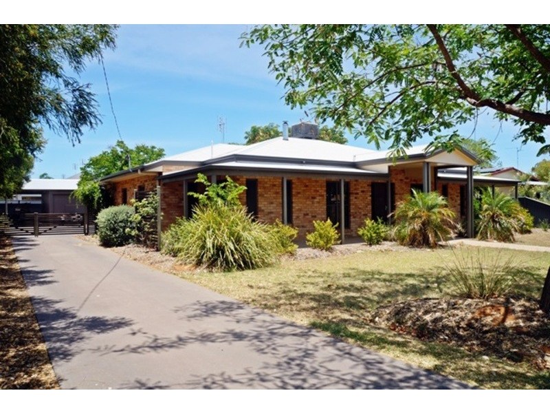 19 Mann Street, Chinchilla QLD 4413