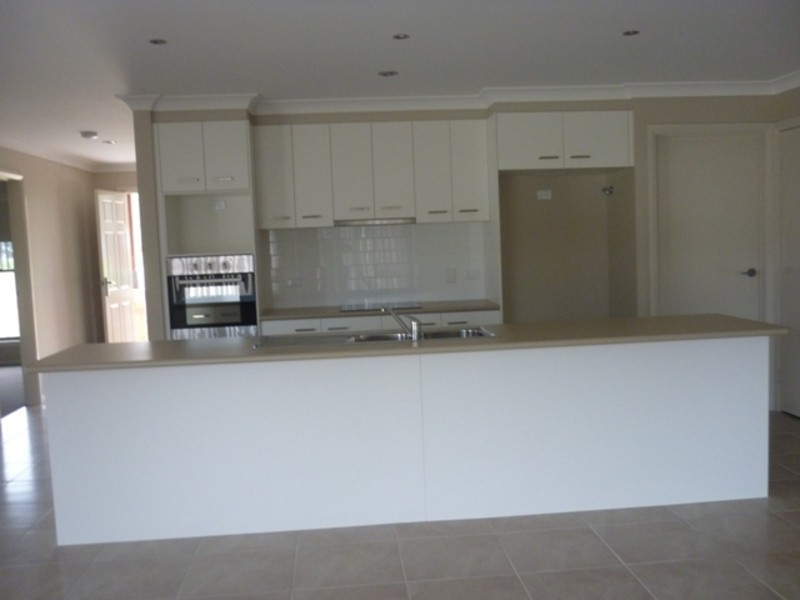 68 Sommerfeld Crescent, Chinchilla QLD 4413