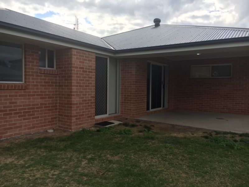 76 Frame Street, Chinchilla QLD 4413