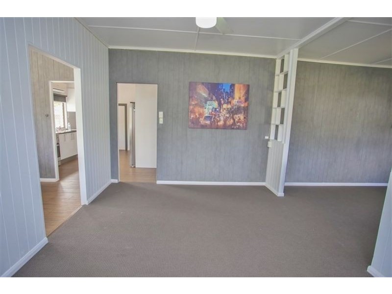 No.17 Wood Street, Chinchilla QLD 4413