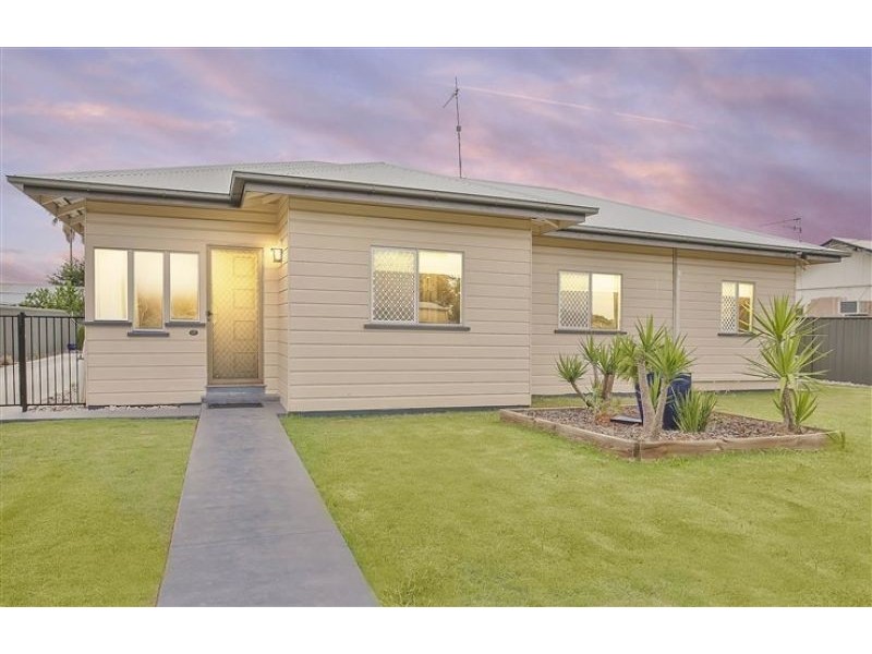 No.17 Wood Street, Chinchilla QLD 4413