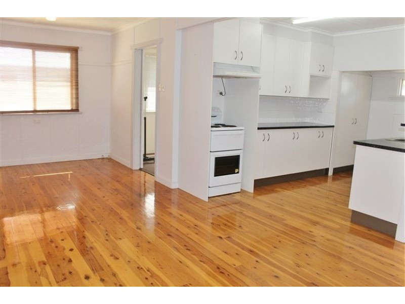 House and Sheds 9 Atkins Street, Chinchilla QLD 4413