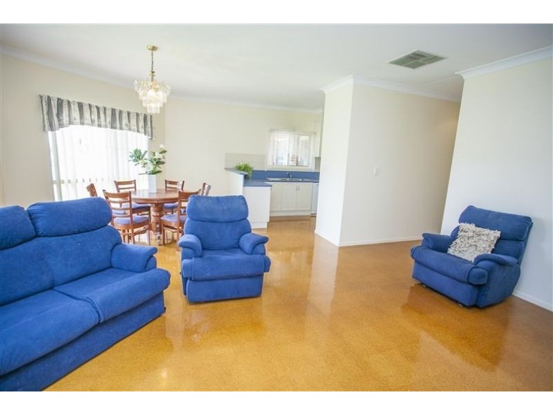 78 Hypatia Street, Chinchilla QLD 4413