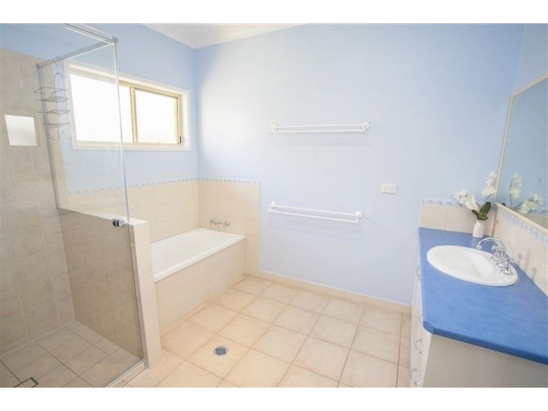 78 Hypatia Street, Chinchilla QLD 4413