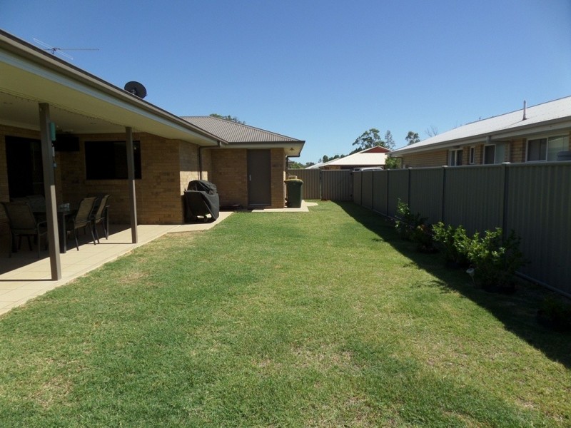 19 Sommerfeld Cres, Chinchilla QLD 4413