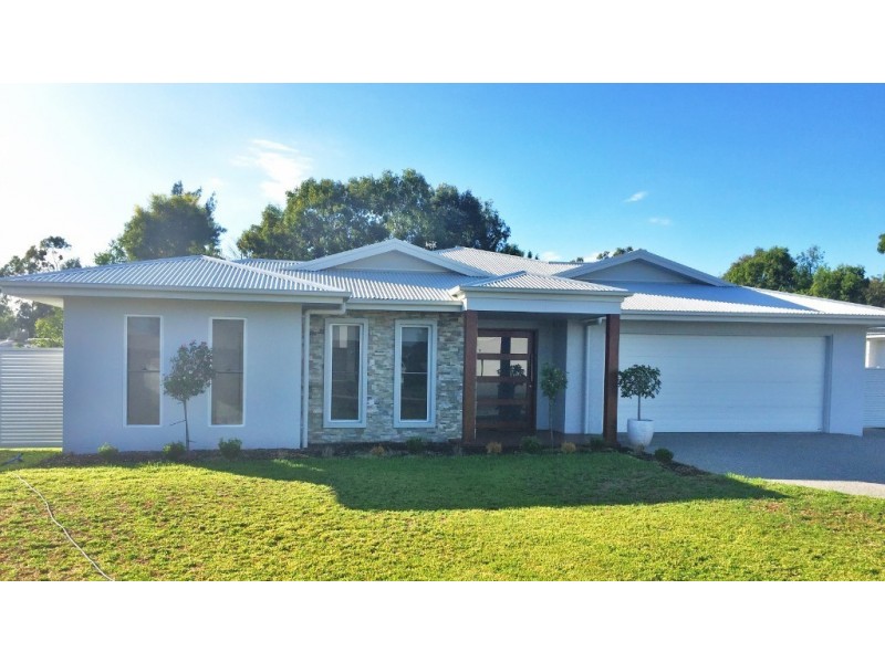 17 Parker Place, Chinchilla QLD 4413