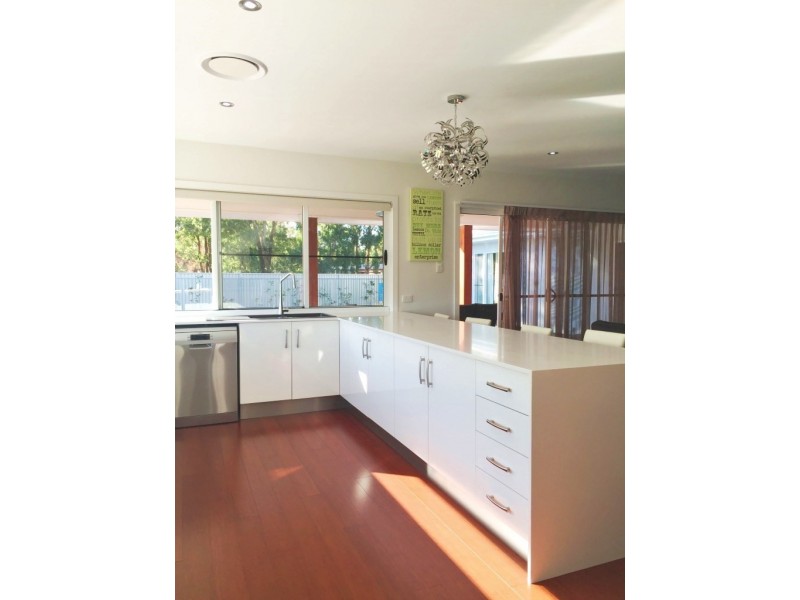 17 Parker Place, Chinchilla QLD 4413
