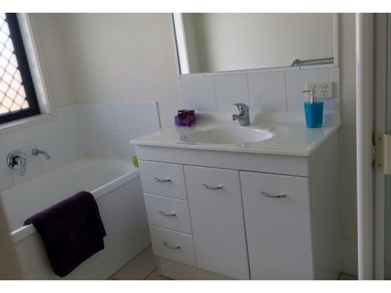 4 Campbell Street, Chinchilla QLD 4413